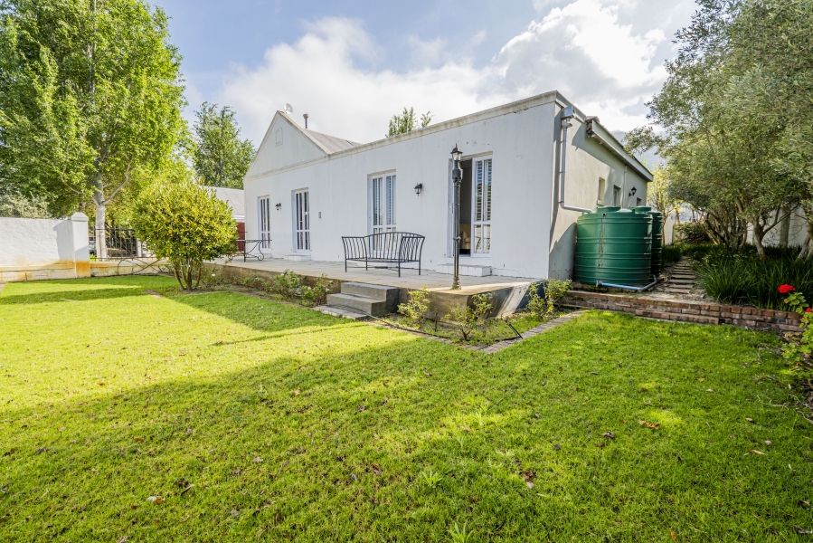 2 Bedroom Property for Sale in Franschhoek Western Cape